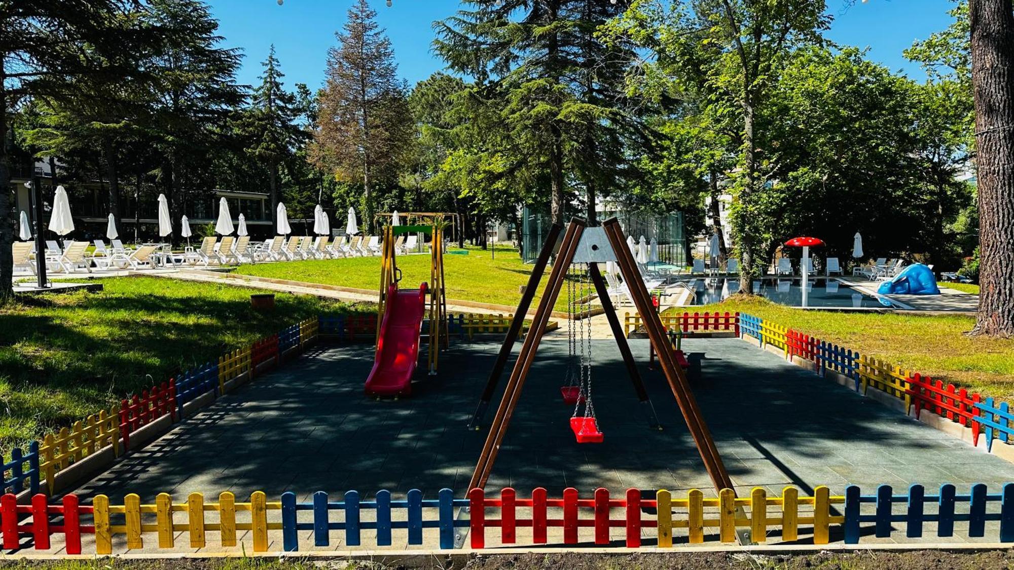 Queen Nelly Park Kiten  Exterior photo